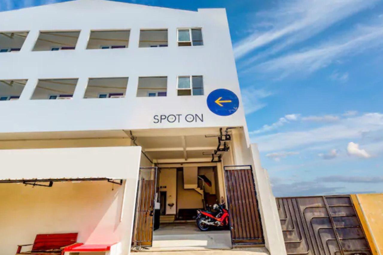 Spot On 2026 Arta Residence Semarang Exterior photo