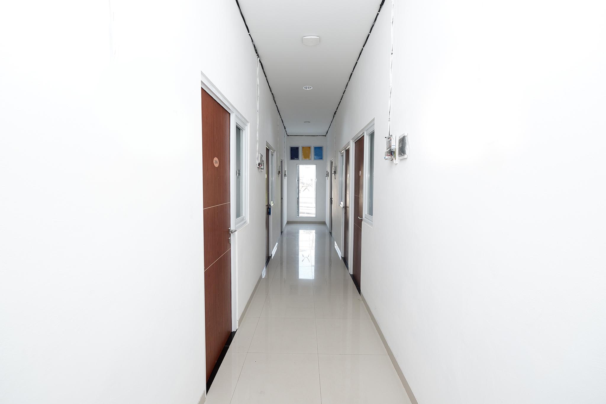 Spot On 2026 Arta Residence Semarang Exterior photo